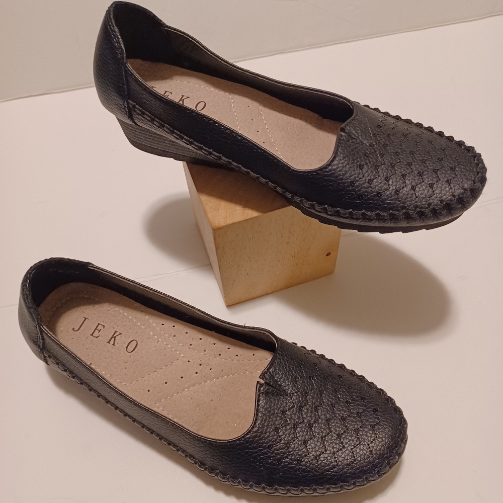 JEKO Women's Blue Faux Leather Shoes with Sequins.